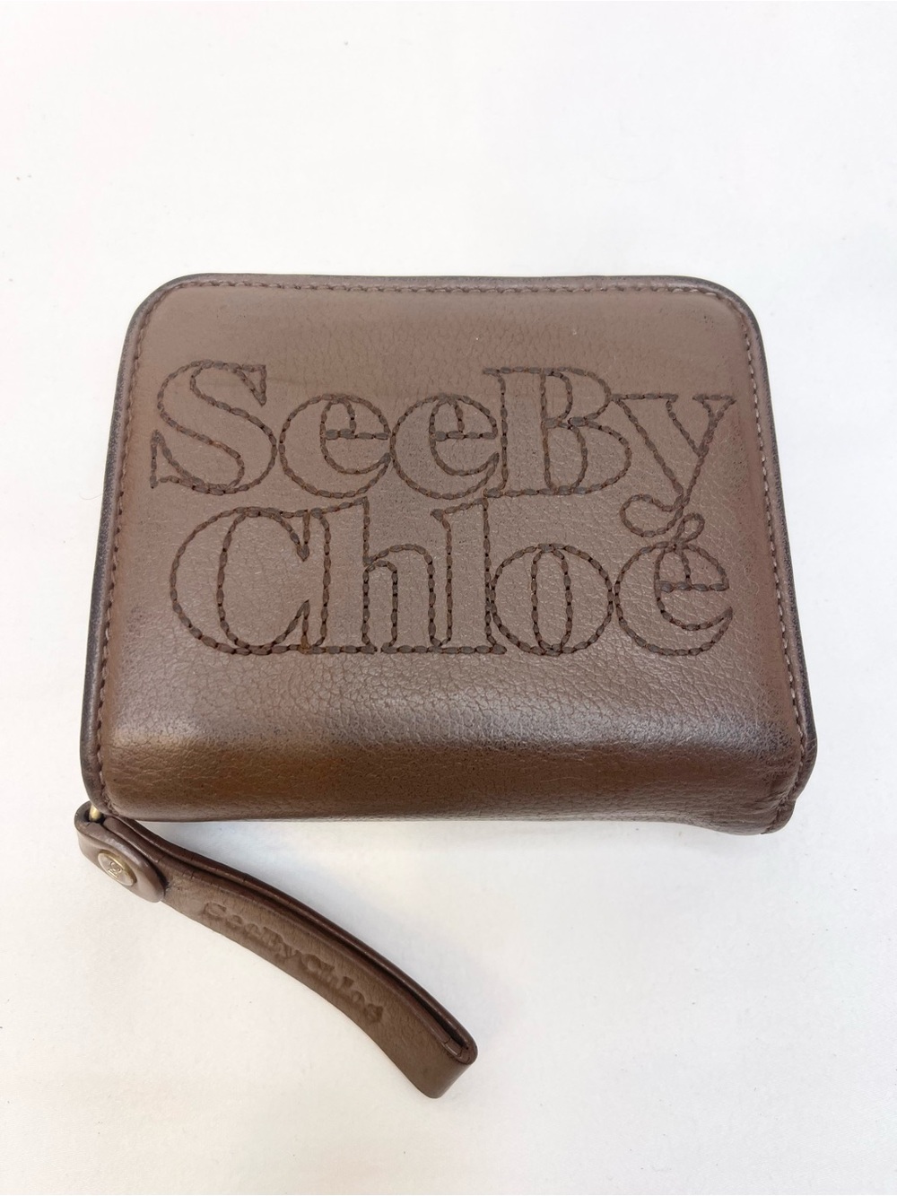 See By Chloe Vintage Authentic Leather Embroidered Logo Zip Around Wallet Brown